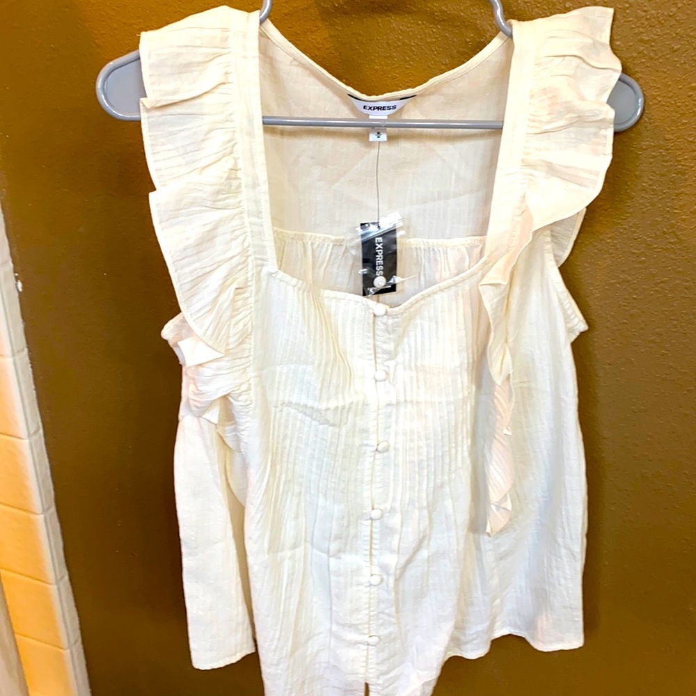 Sleeveless top